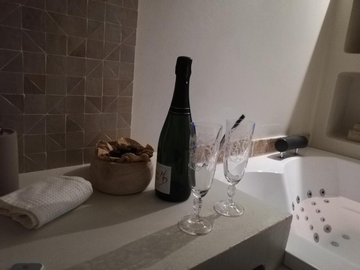 L'Autre Perle, Balneo En Supplement, Le Clos Des Perles Tourtour Eksteriør billede